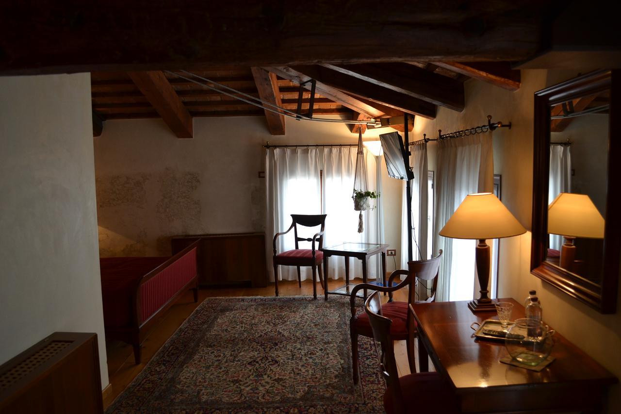 Palazzo Bortolan Hotel Treviso Buitenkant foto